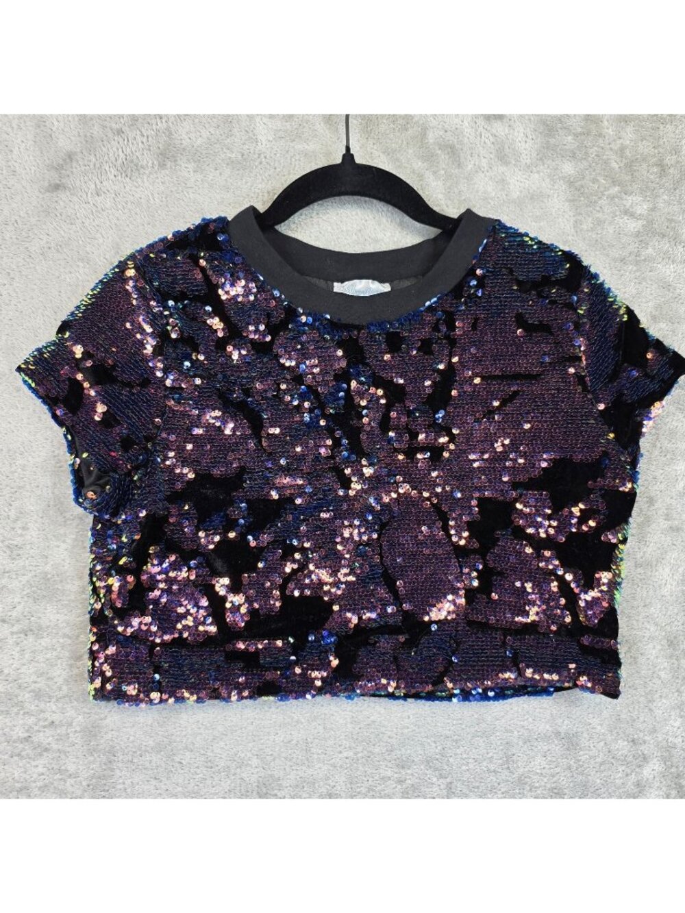 IHeartRaves T-Shirt Womens XS Purple Crew Neck Short Sleeve Sequin Cropped Top